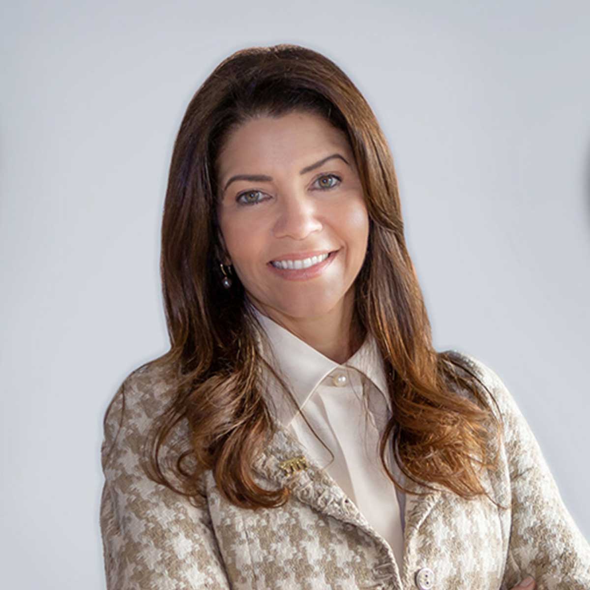 Headshot of Yolanda Valencia