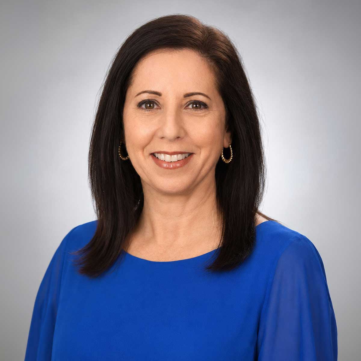 headshot of Omrit Shimoni